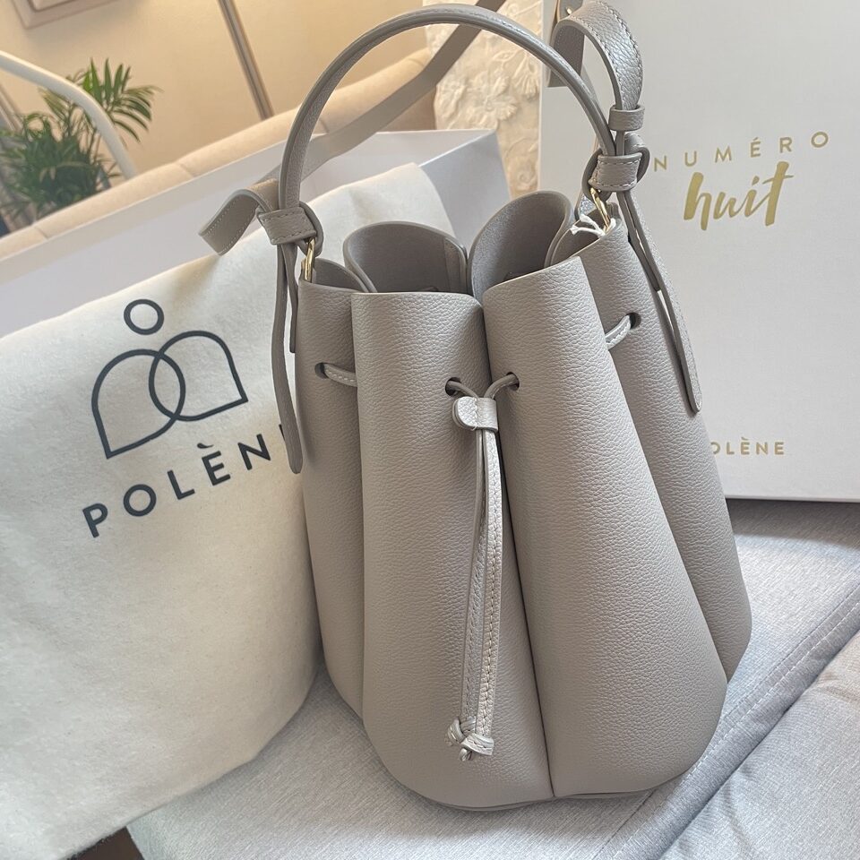 旗艦店も大人気！POLENEの定番人気バッグ、Numéro Huitは使いづらい 
